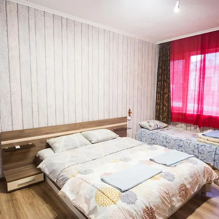 Daire Large Private Flat With Extra Beds - Center - In Front Of The Burgaz