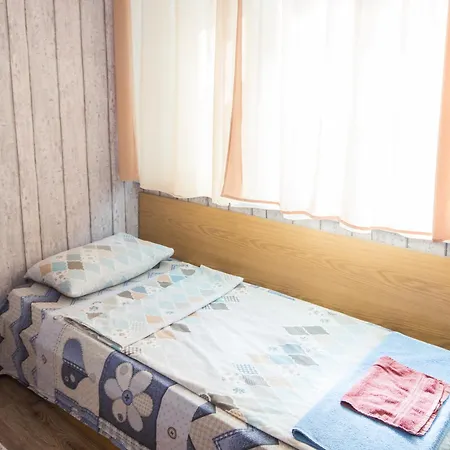 Large Private Flat With Extra Beds - Center - In Front Of The Daire *
